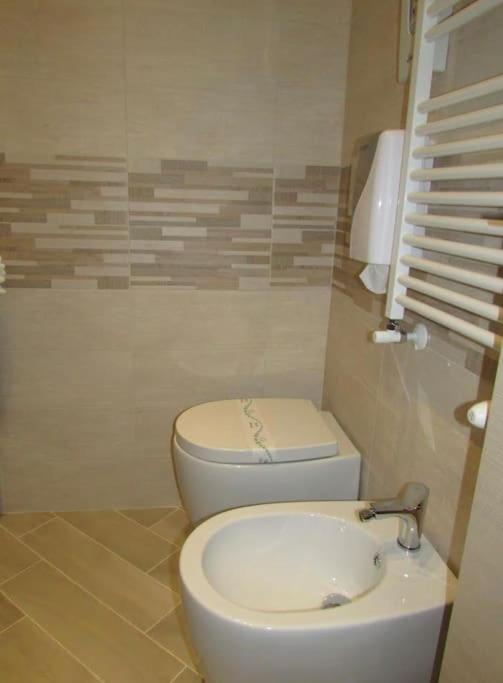 דירות רומא Milena House מראה חיצוני תמונה